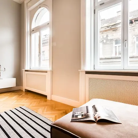 Bpr Opera Lux Treasure Apartment Budapest