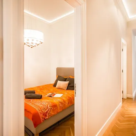 Bpr Opera Lux Treasure * Budapest