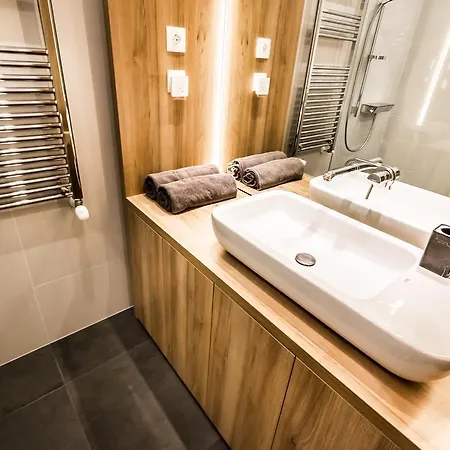 Bpr Opera Lux Treasure Apartman *